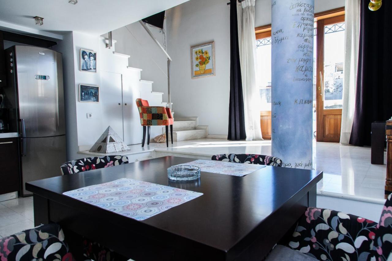 Unique Apt W/ Veranda Walking Distance To Sites Apartment Atena Exterior foto