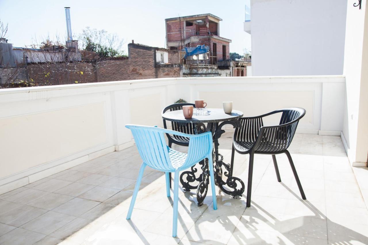 Unique Apt W/ Veranda Walking Distance To Sites Apartment Atena Exterior foto