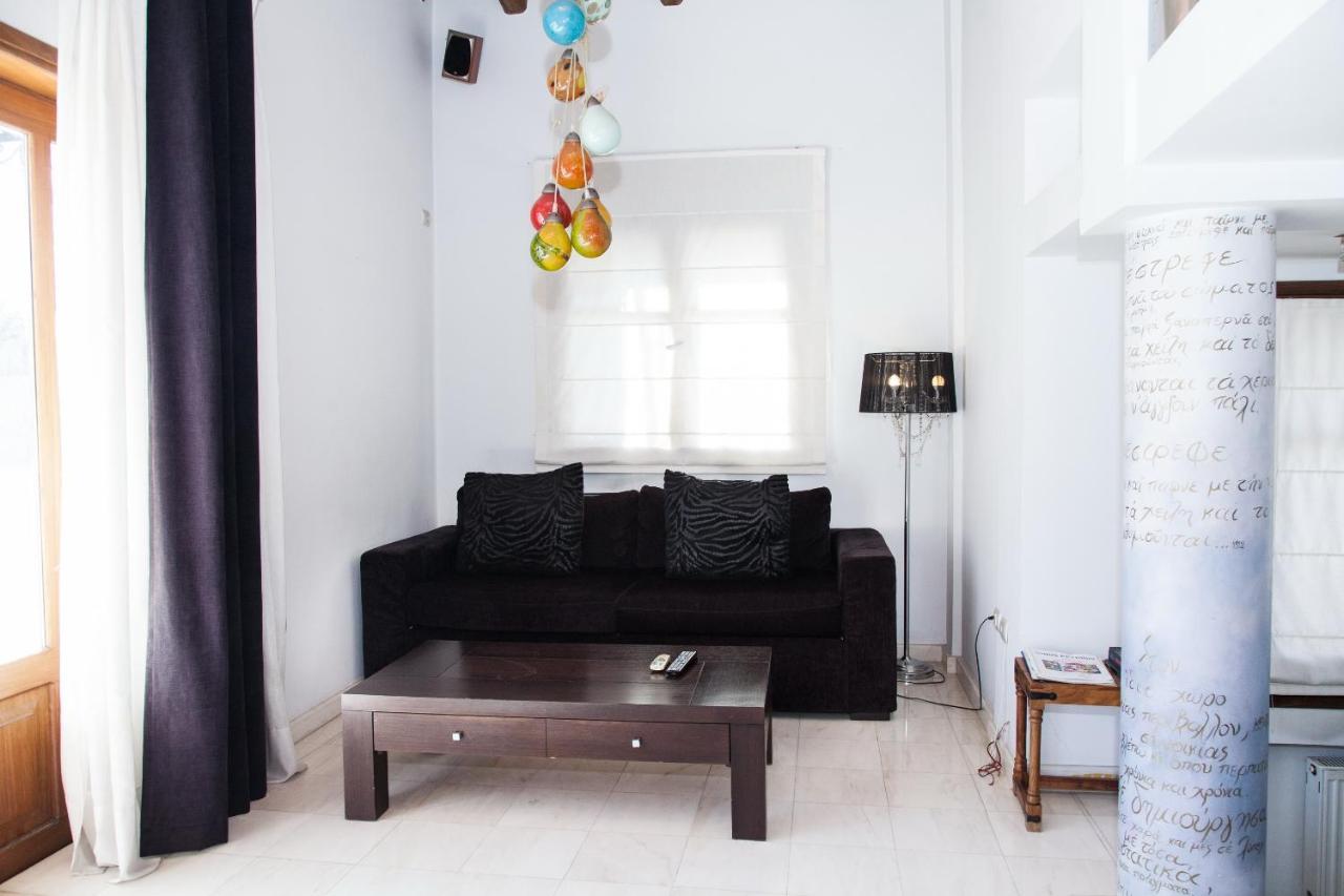 Unique Apt W/ Veranda Walking Distance To Sites Apartment Atena Exterior foto