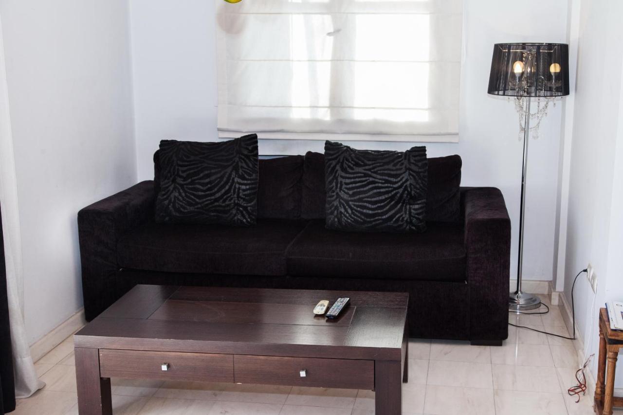 Unique Apt W/ Veranda Walking Distance To Sites Apartment Atena Exterior foto